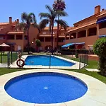 No10 - Beachfront Close To Port, 2 Bedroom, 2 Bathroom, Sleeps 5 * Estepona